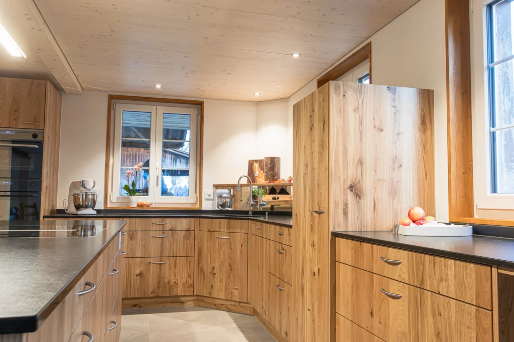 kueche eiche natur bauprojekt innenarchitektur schreinerkueche